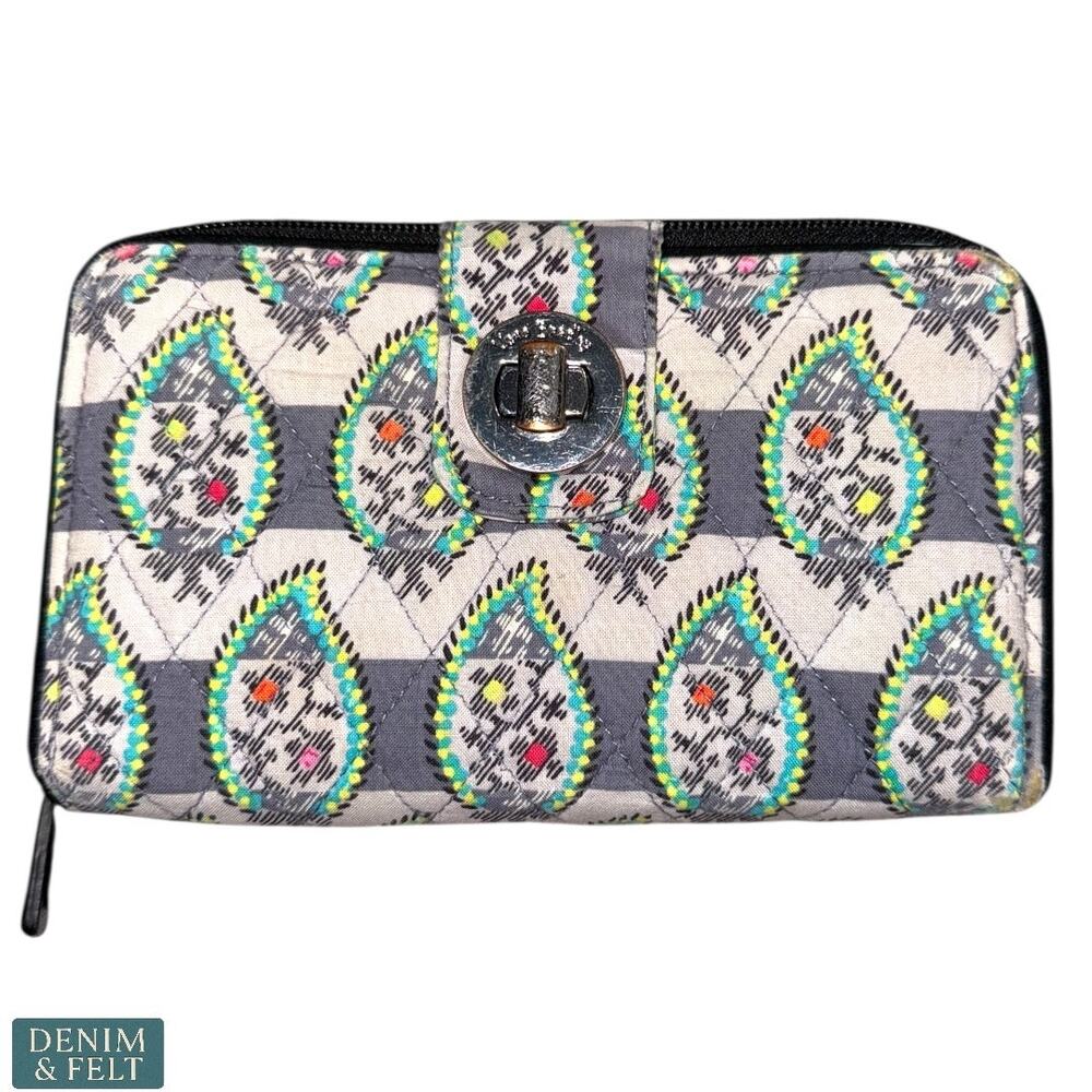 Vera Bradley RFID Turnlock Wallet Paisley Stripe Quilted Aztec Full‎ Zip Clutch